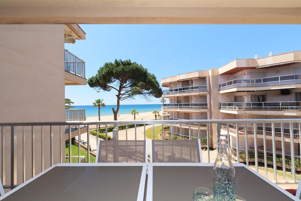 Uhc Dms Family Apartments Cambrils Exterior photo