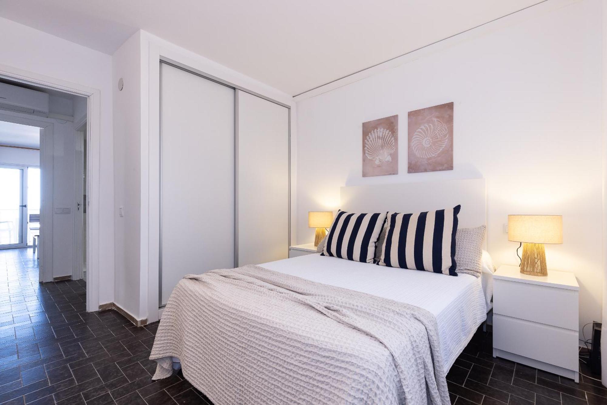 Uhc Dms Family Apartments Cambrils Exterior photo