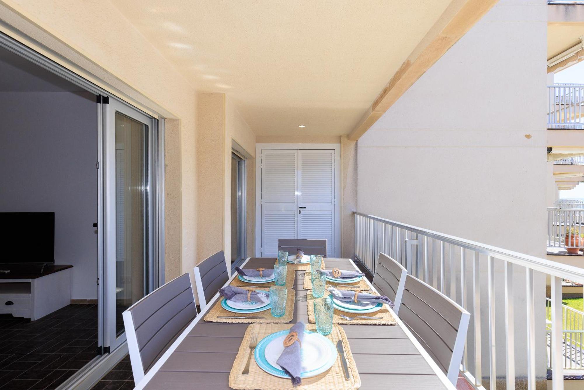 Uhc Dms Family Apartments Cambrils Room photo