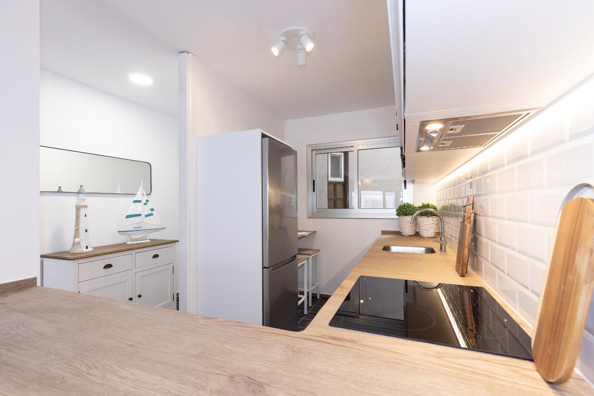 Uhc Dms Family Apartments Cambrils Room photo