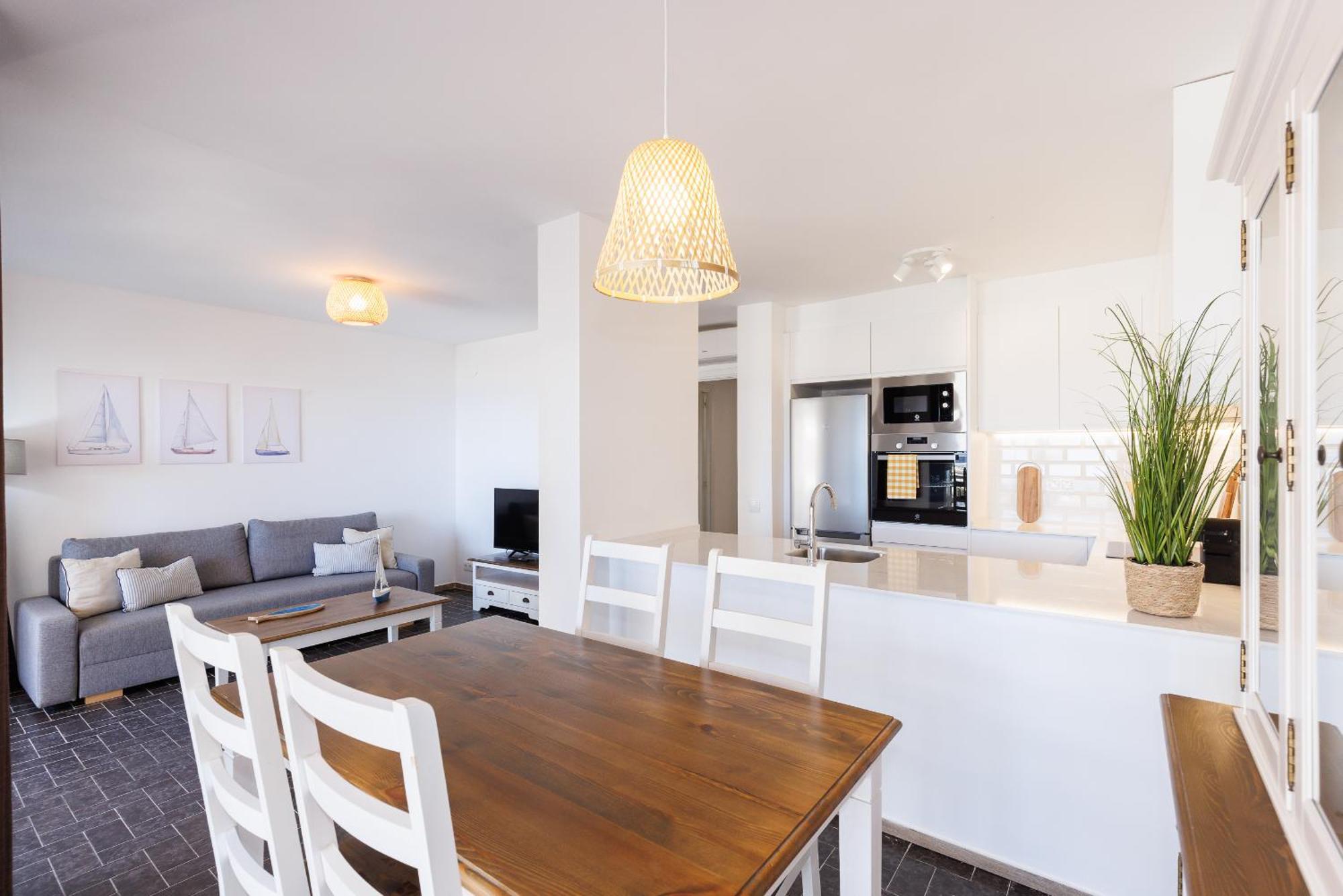 Uhc Dms Family Apartments Cambrils Exterior photo